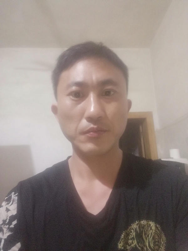 真爱无悔的第一张照片--安阳相亲服务中心