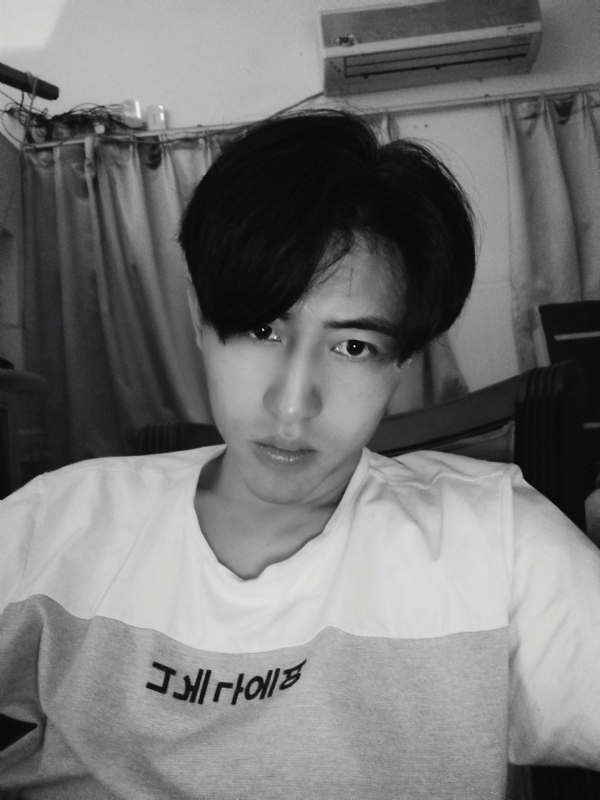 斷笔的第一张照片--安阳相亲服务中心