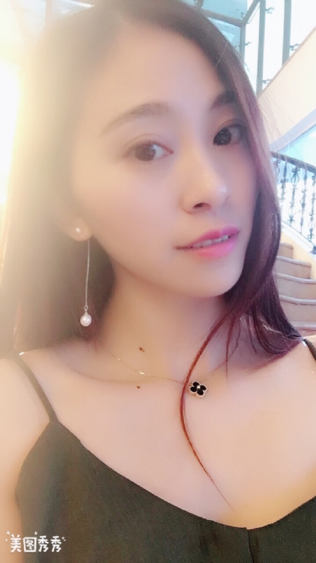 隨風的云的第一张照片--安阳相亲服务中心