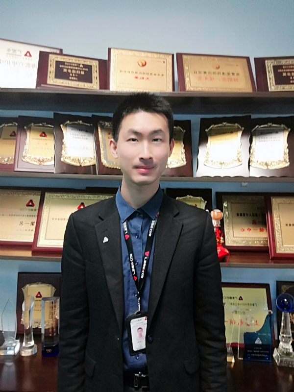 魔都青年的第一张照片--安阳相亲服务中心