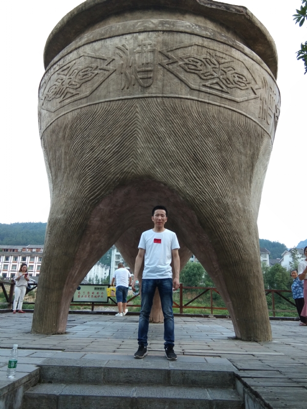 致青春的第一张照片--安阳相亲服务中心