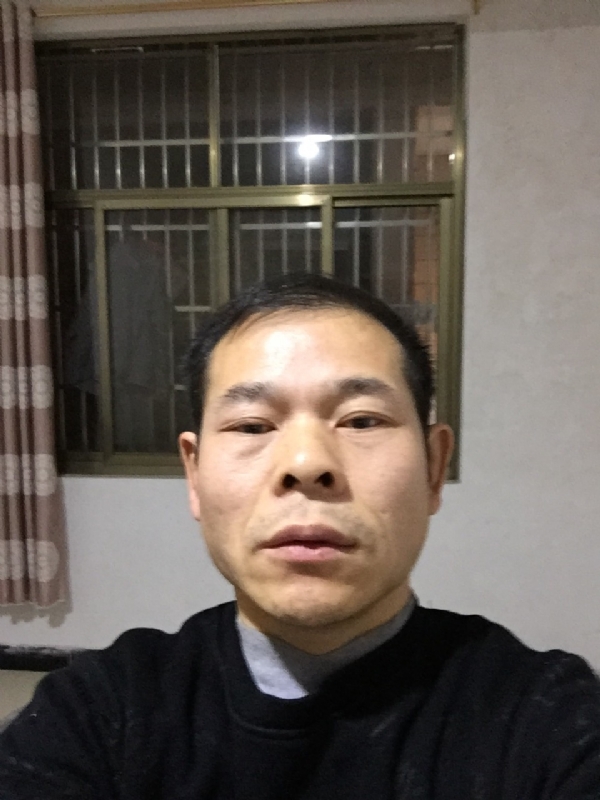 徐徐清风的第一张照片--安阳相亲服务中心