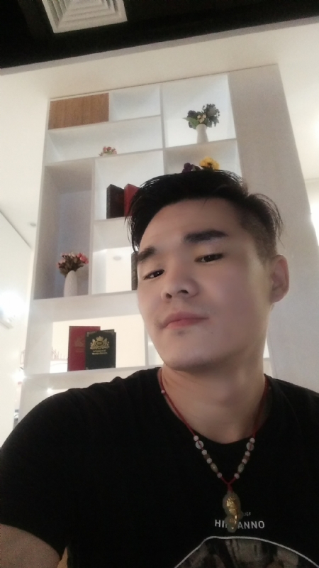 涵博随缘的第一张照片--安阳相亲服务中心