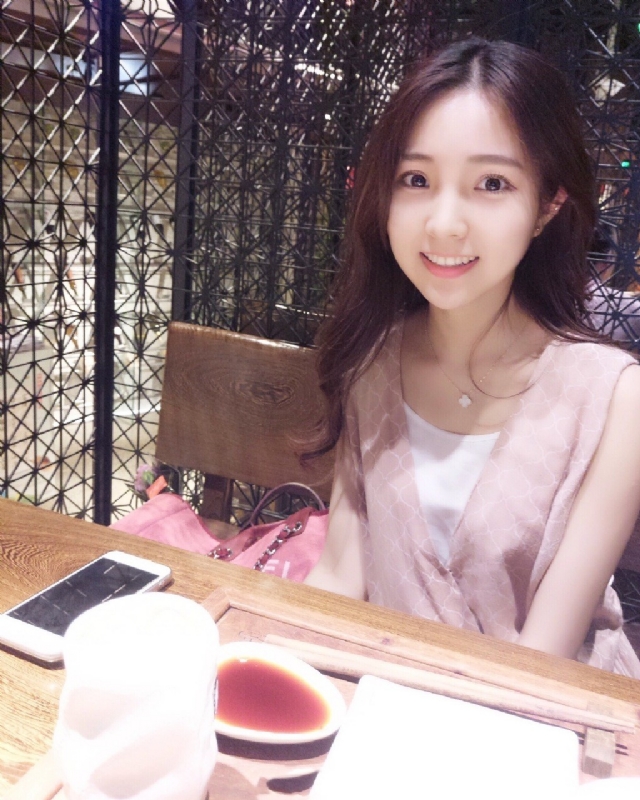 冰艳残阳的第二张照片--安阳相亲服务中心