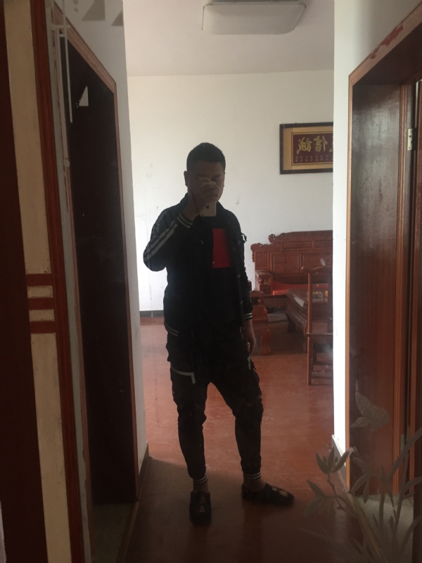 MC无所畏惧的第一张照片--安阳相亲服务中心