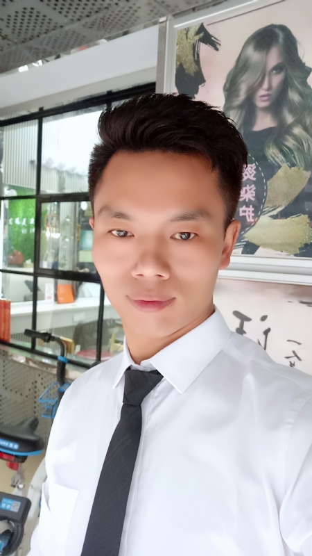 阳光男士的第一张照片--安阳相亲服务中心