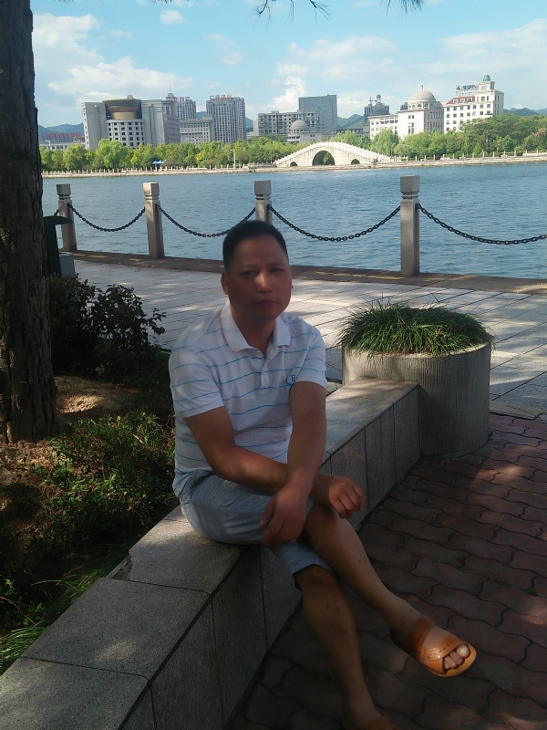 尹力的第一张照片--安阳相亲服务中心