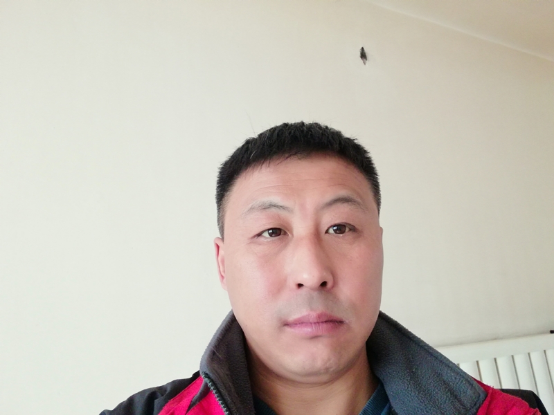 海阔天空的第一张照片--安阳相亲服务中心