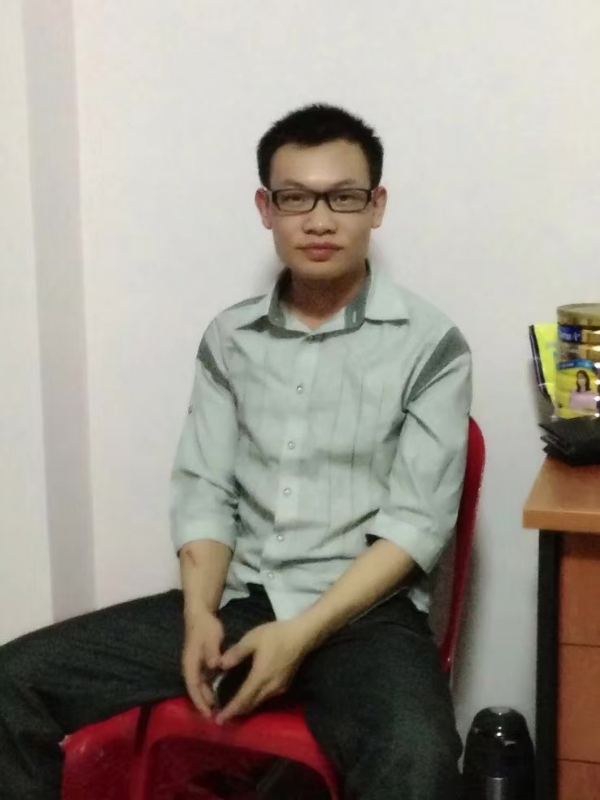 坚强不屈的第一张照片--安阳相亲服务中心