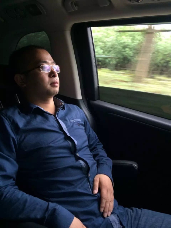 世界那么大的第三张照片--安阳相亲服务中心