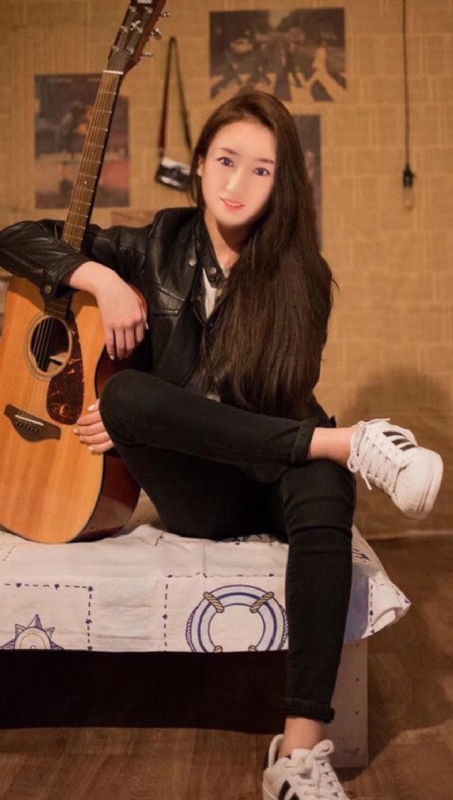 水中月的第一张照片--安阳相亲服务中心