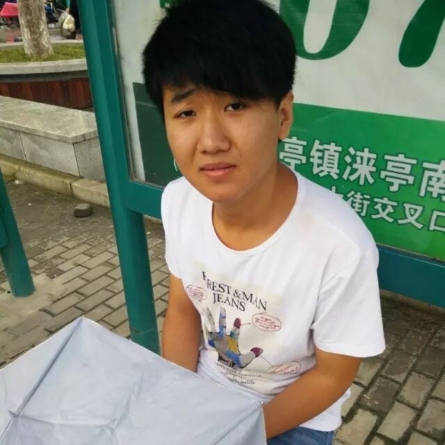 小丁的第一张照片--安阳相亲服务中心