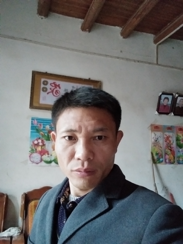 从前现在的第三张照片--安阳相亲服务中心