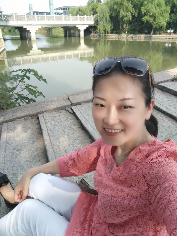 渴慕的第一张照片--安阳相亲服务中心