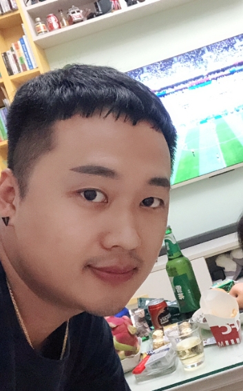 枫叶的第一张照片--安阳相亲服务中心