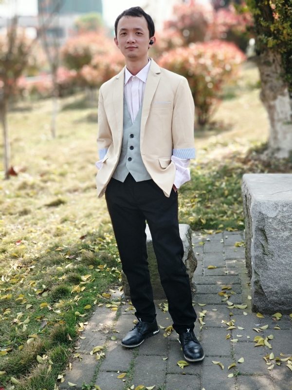 四叶草的第一张照片--安阳相亲服务中心