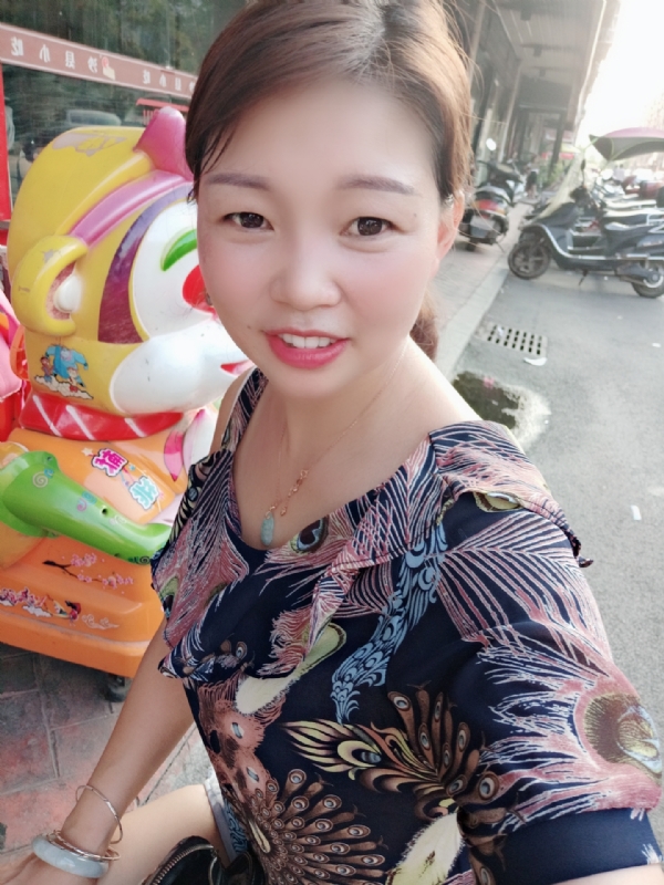 云儿的第一张照片--安阳相亲服务中心