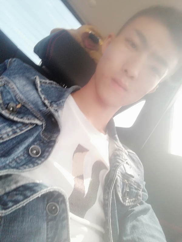 傻雕的第一张照片--安阳相亲服务中心