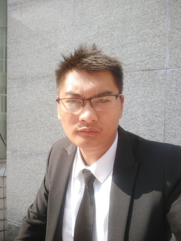 孤独的人的第一张照片--安阳相亲服务中心