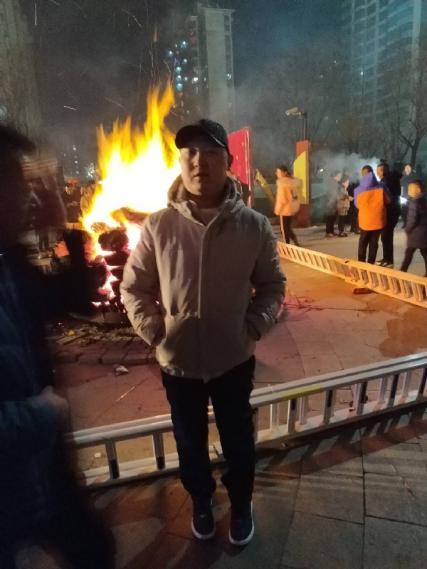 爱情里的俩个人的第二张照片--安阳相亲服务中心