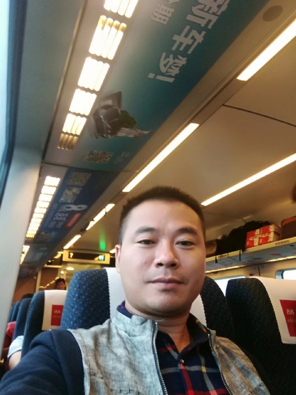 等爱的人的第一张照片--安阳相亲服务中心