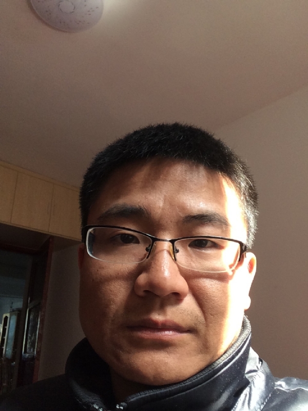 余浩浩的第一张照片--安阳相亲服务中心