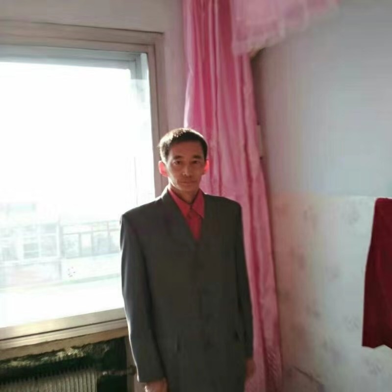 阳光明媚的第一张照片--安阳相亲服务中心