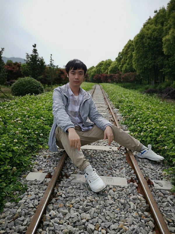 HCL的第一张照片--安阳相亲服务中心