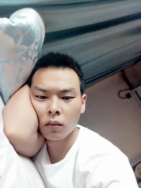 琪子心的第一张照片--安阳相亲服务中心