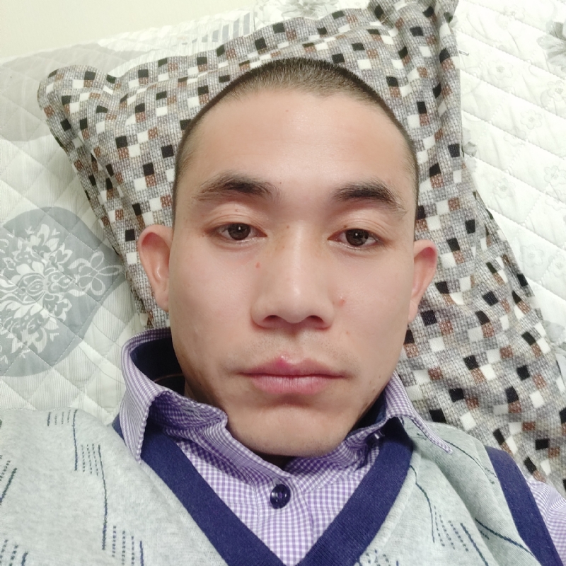 龙飞的第一张照片--安阳相亲服务中心