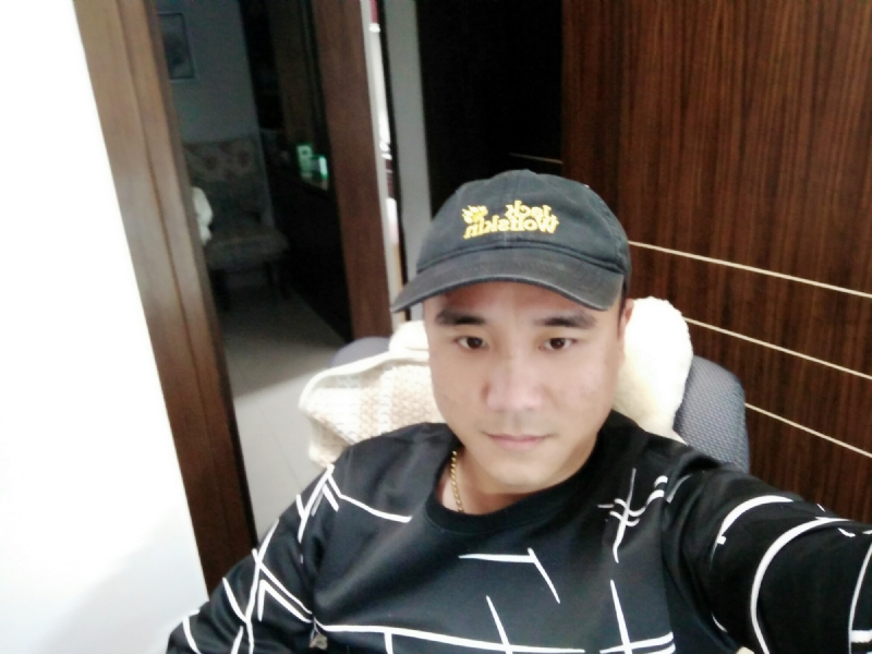 坚持我爱的第一张照片--安阳相亲服务中心