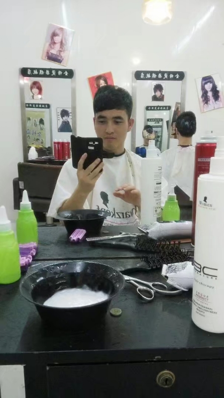 牛郎的第二张照片--安阳相亲服务中心