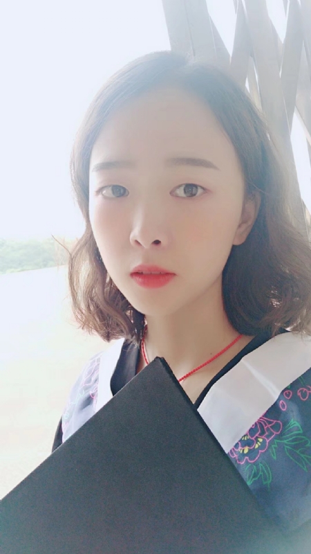 傲娇的喵小咪的第一张照片--安阳相亲服务中心