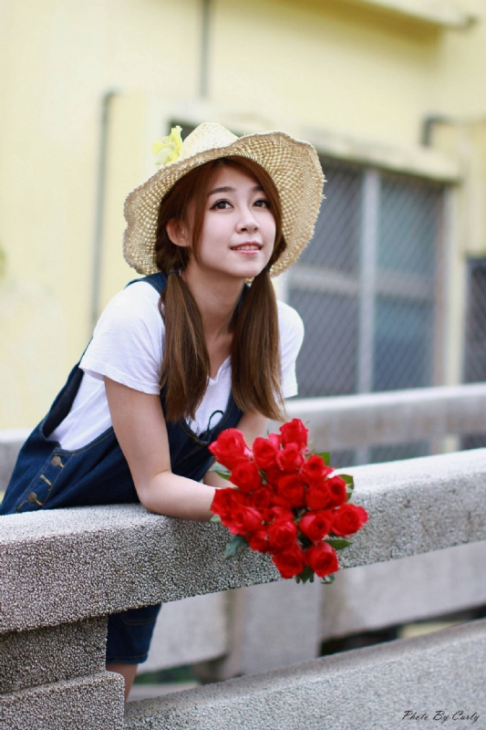 阳光朵朵的第一张照片--安阳相亲服务中心