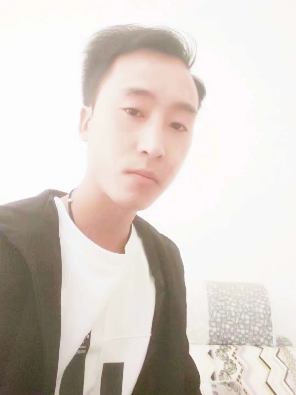 萧艺的第一张照片--安阳相亲服务中心