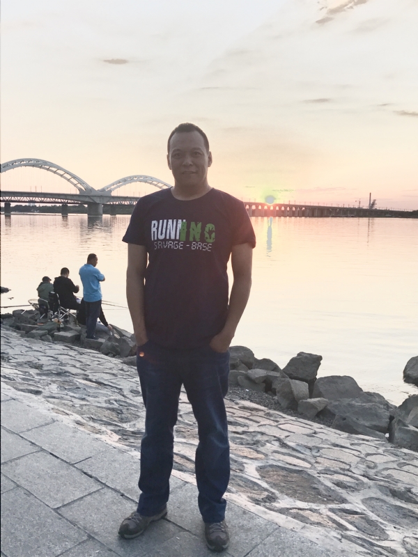 海天一色的第一张照片--安阳相亲服务中心