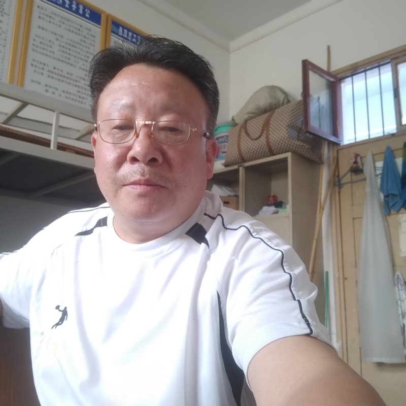 咣次次的第一张照片--安阳相亲服务中心