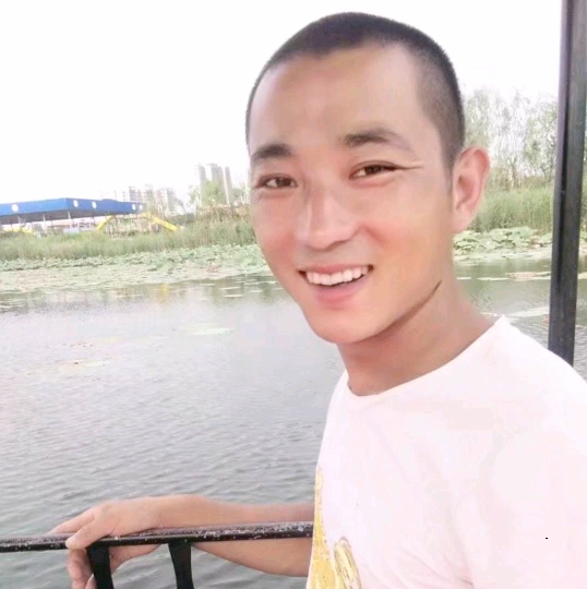 为你等候的第二张照片--安阳相亲服务中心