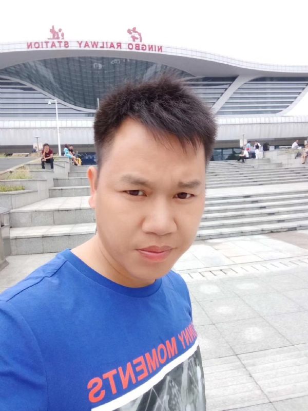 笑对人生的第一张照片--安阳相亲服务中心