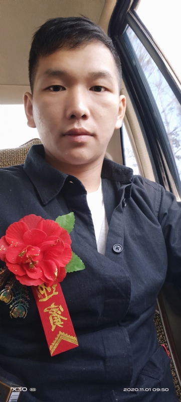 可爱的小猪的第一张照片--安阳相亲服务中心