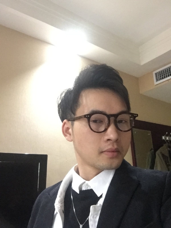 曾亮的第二张照片--安阳相亲服务中心