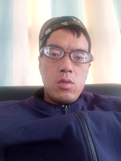 等待有缘人的第一张照片--安阳相亲服务中心