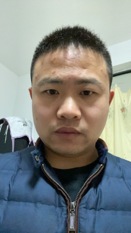 苹果的第一张照片--安阳相亲服务中心