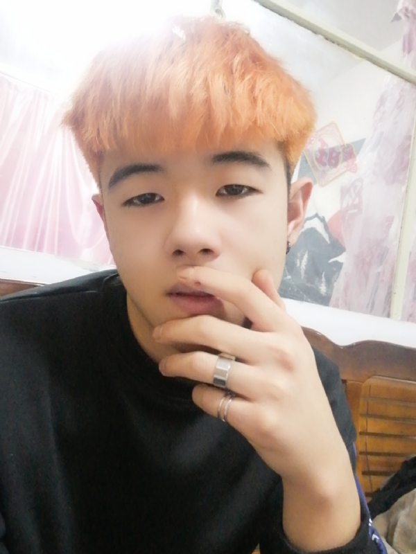 钟宇诗的第一张照片--安阳相亲服务中心