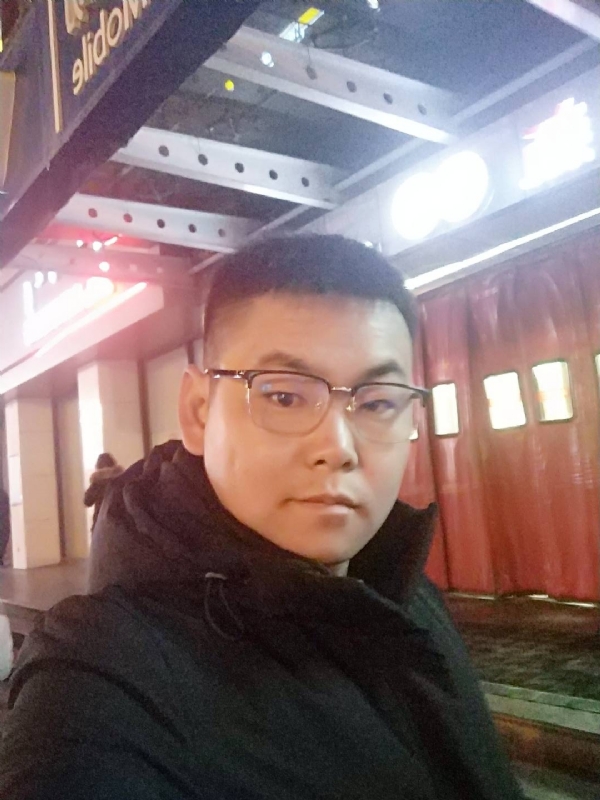 杜跃龙的第二张照片--安阳相亲服务中心