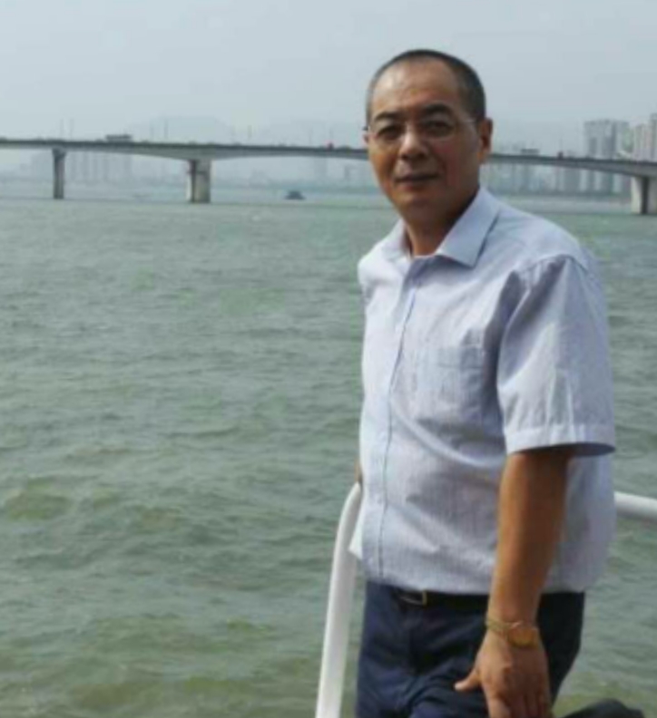 辛民的第二张照片--安阳相亲服务中心