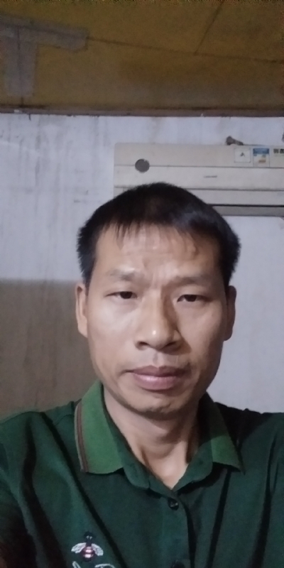 执着跋涉的第二张照片--安阳相亲服务中心