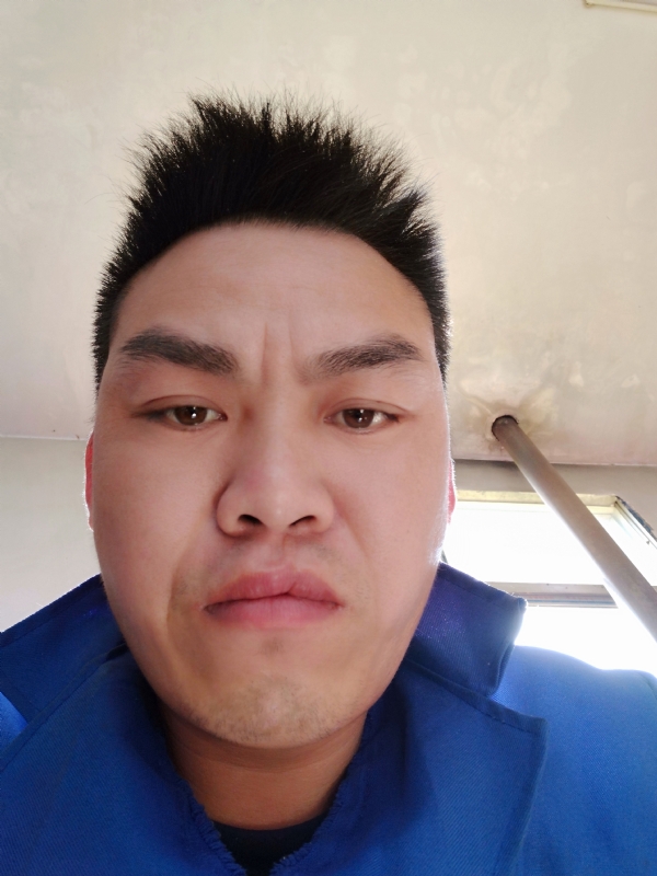 太阳红的第二张照片--安阳相亲服务中心