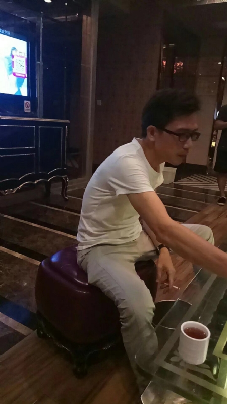 期待缘分的第一张照片--安阳相亲服务中心