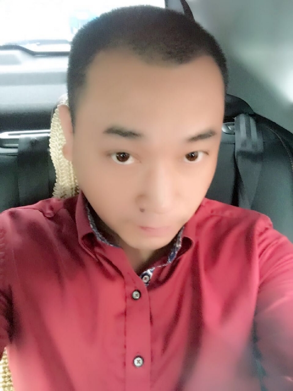 在一个路口等的第一张照片--安阳相亲服务中心